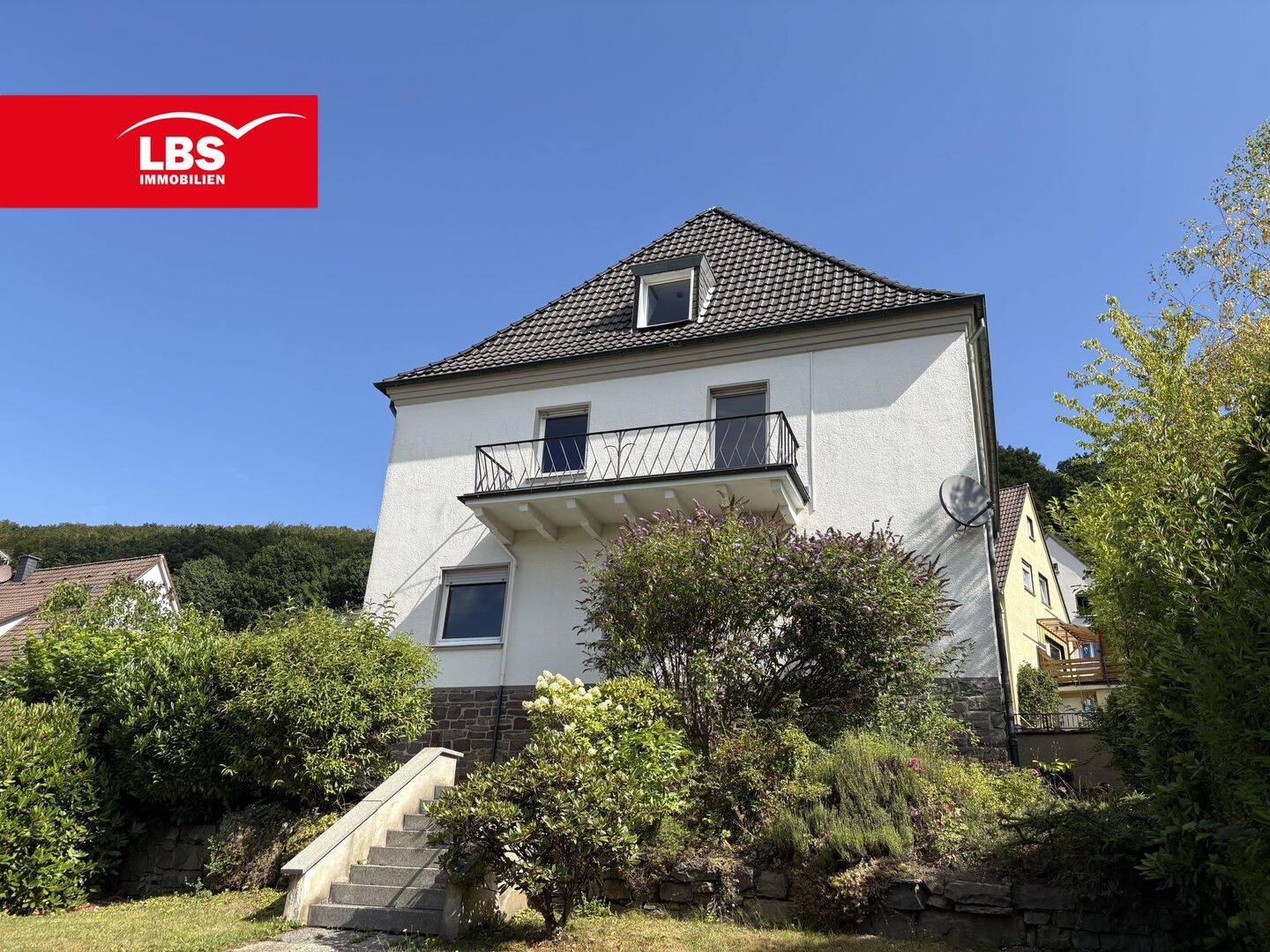 Attraktives Einfamilienhaus mit vielseitigem Raumangebot in Altena-Dahle, 58762 Altena