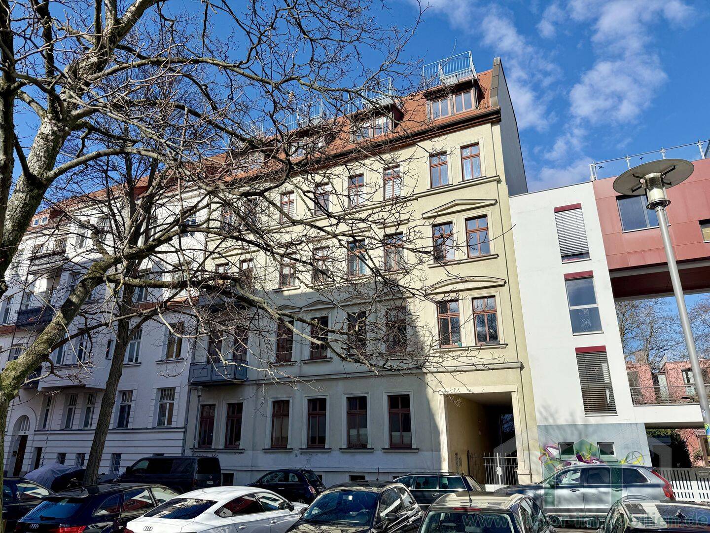 **Flexible Wohnlösung: zwei Wohnungen einzeln oder als großzügige Einheit – tw. vermietet**, 4275 Leipzig (Marienbrunn Südvorstadt)