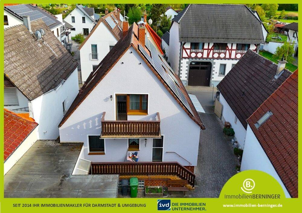 Familienglück in Langwaden – Viel Platz im Einfamilienhaus mit Einliegerwohnung im Dachgeschoss, 64625 Bensheim