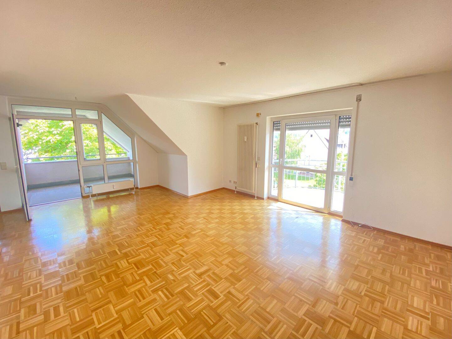 Barrierefreie 2,5-Zimmer-Wohnung mit Balkon – Ideal für Senioren und Komfortliebhaber, Hochdorf, 73269 Hochdorf