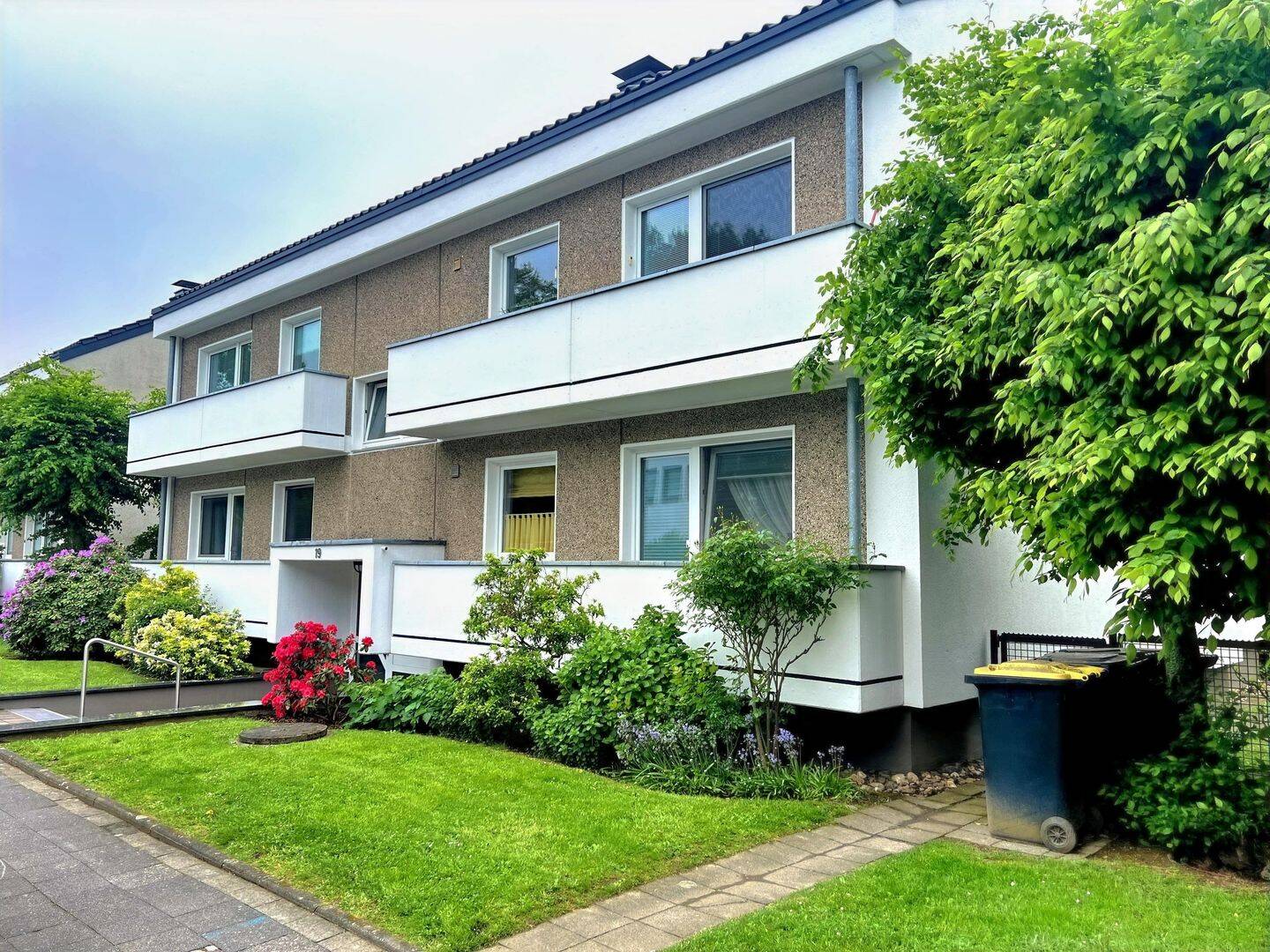 Wohnen im Grünen – Energetisch saniert – TG-Stellplatz, 40667 Meerbusch