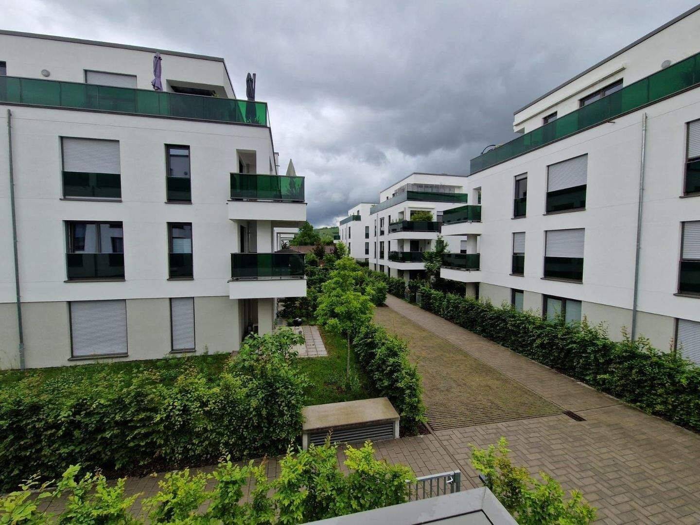 Exklusive 3 – Zimmer Wohnung inkl. Einbauküche mit eigenem Gartenanteil, 64625 Bensheim