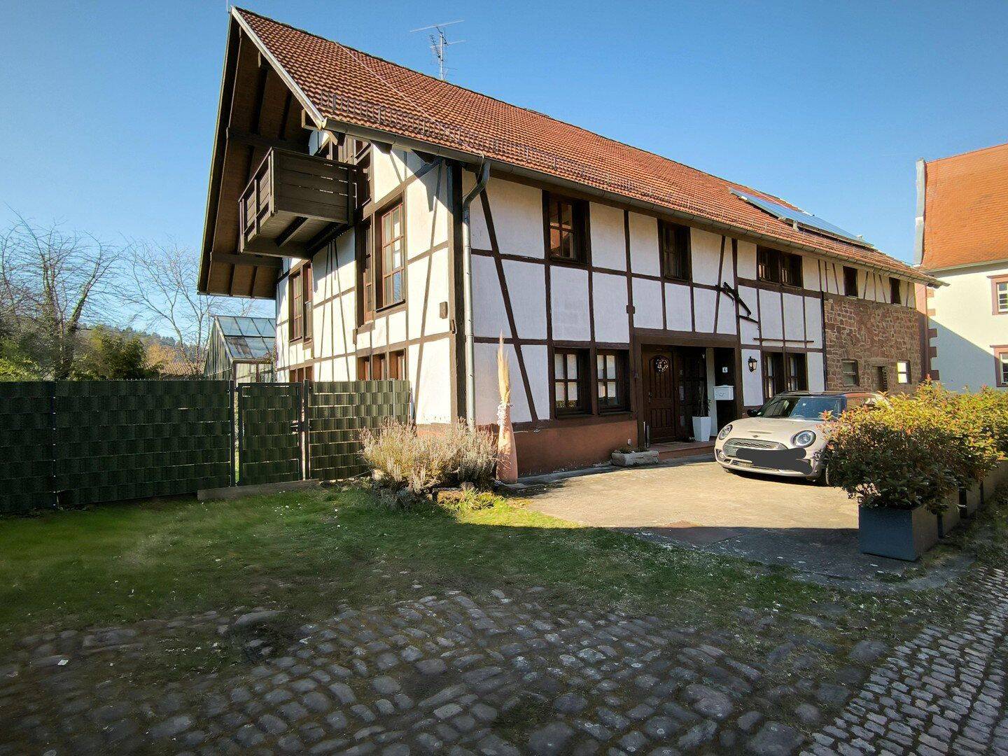 Traumhafte modernisierte Hofreite im schönen Odenwald, 64747 Breuberg