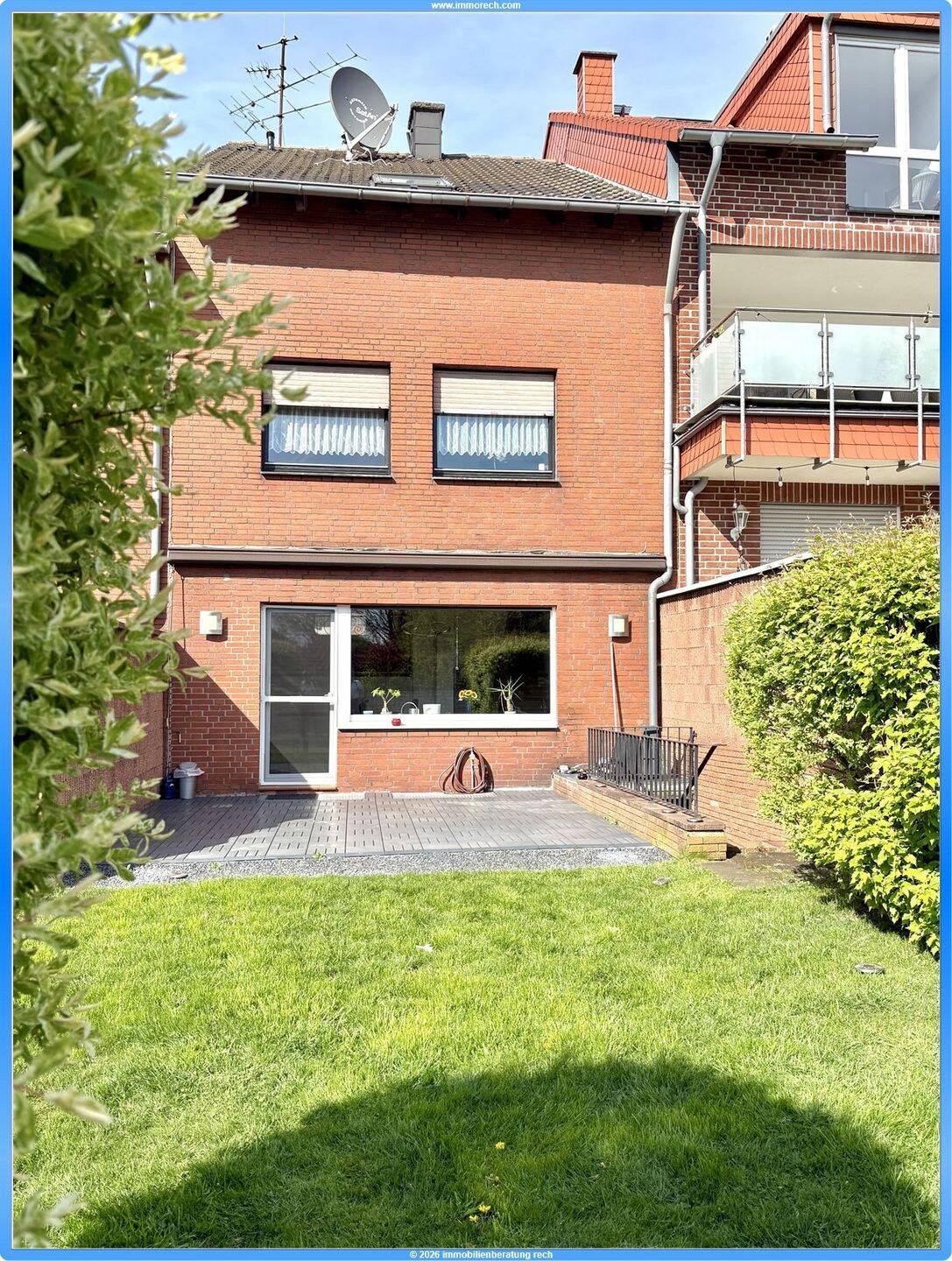 Stilvolles Split-Level Reihenmittelhaus mit Garten und Garage, 46145 Oberhausen