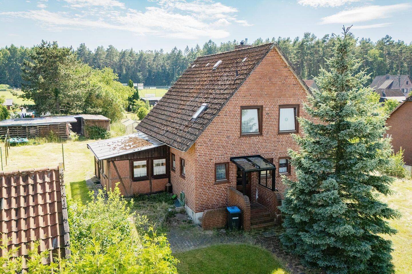 Gestalten statt Kompromisse – Einfamilienhaus mit großem Grundstück in Thomasburg, 21401 Thomasburg