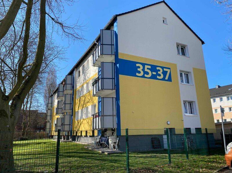 Barrierearm: 3-Zimmer Wohnung im EG mit Dusche!