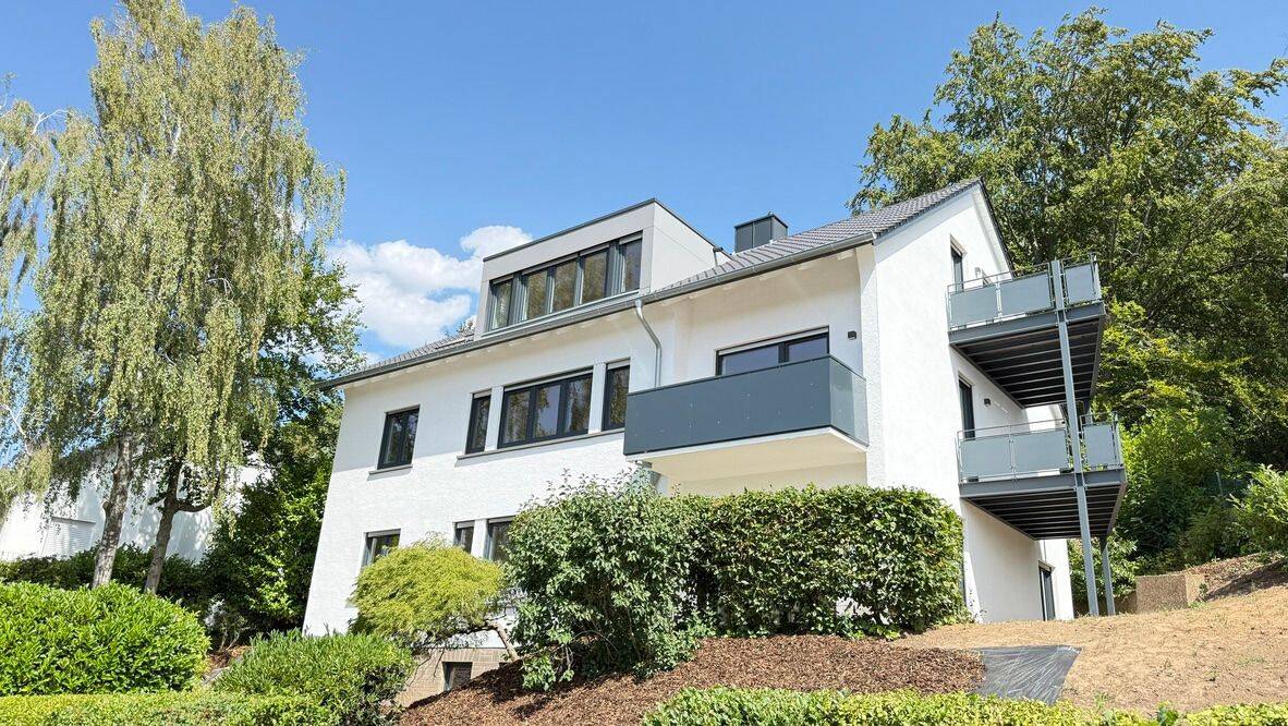 Exklusive ETW / EG Wohnung in Bestlage von Saarbrücken, mit großzügigem Gartenbereich ! Kobenhüttenweg !, 66123 Saarbrücken