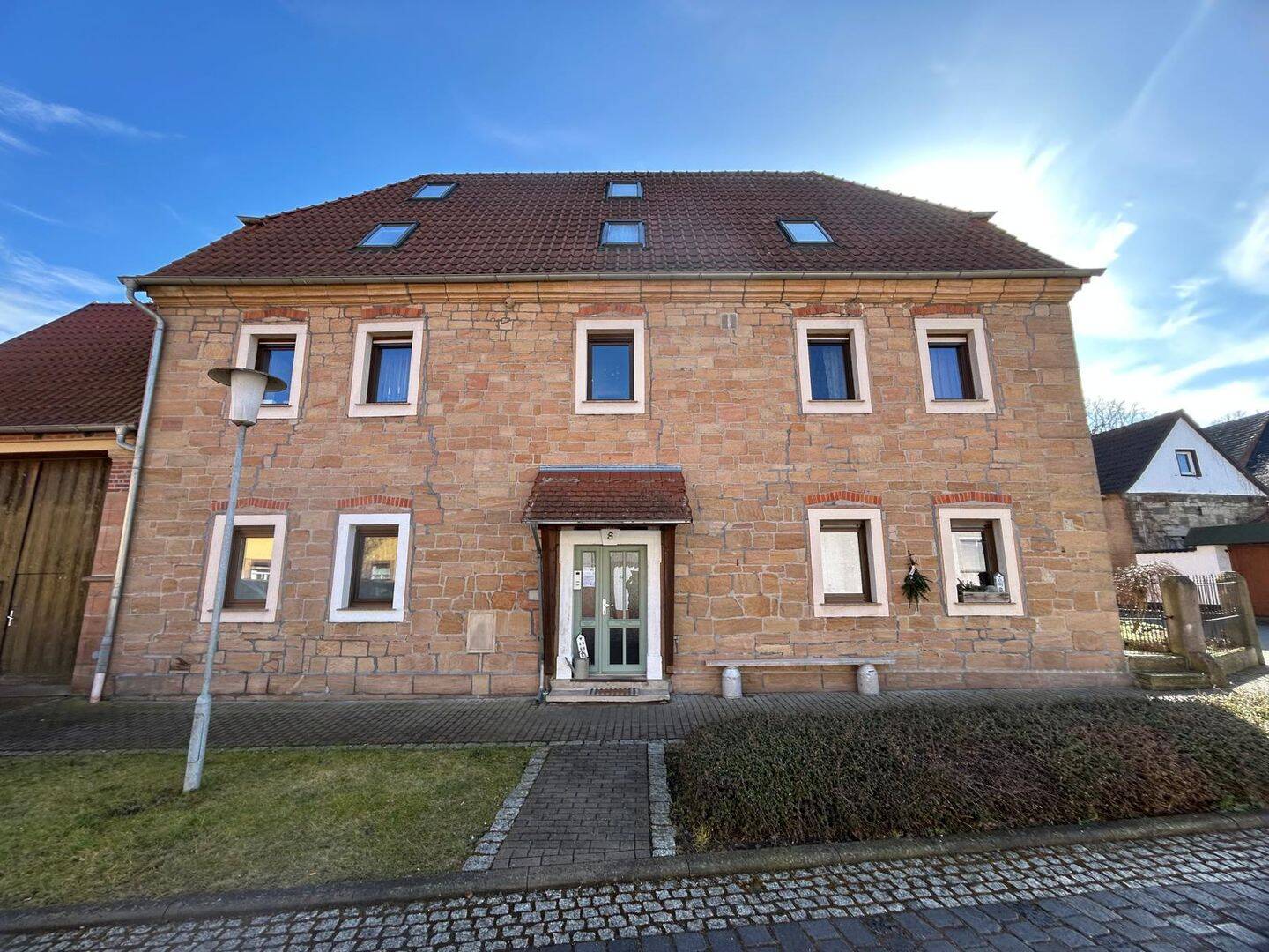 Einziehen & Wohlfühlen: Hochwertig saniertes Natursteinhaus mit Hof und viel Wohnfläche!, 6642 Kaiserpfalz
