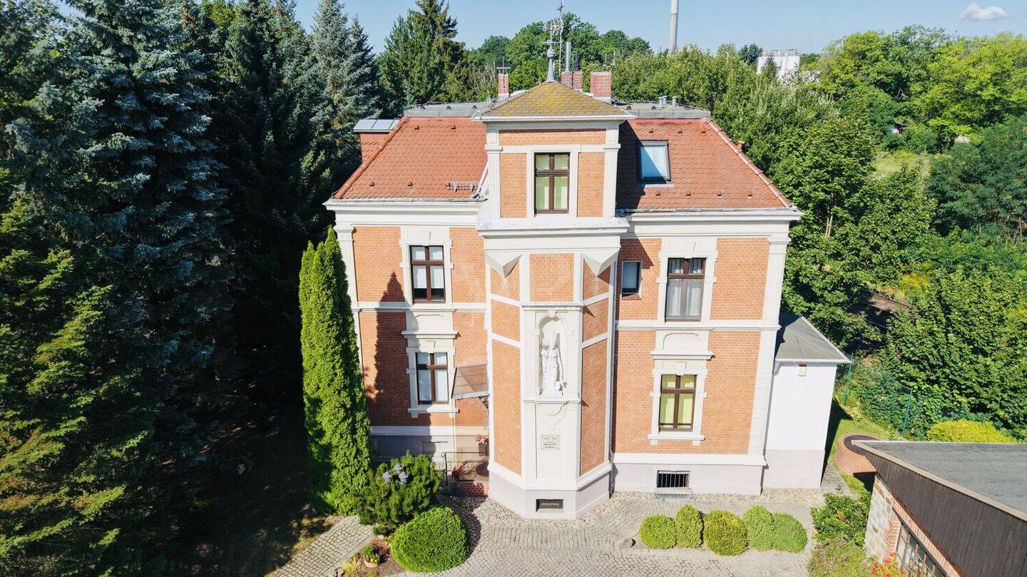 Historisches Anwesen 1899 – Villa, Wirtschaftsgebäude und Remise, 2827 Görlitz