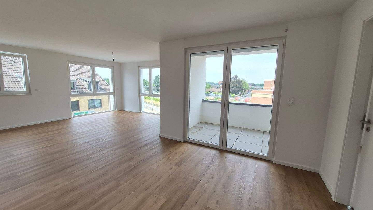 Freie Bes. Dienstag von 18 – 19 Uhr ! Moderner Wohnraum mit gelungener Grundrisslösung ! Loggia und Stellplatz ! Energieausweis A+ !, 41352 Korschenbroich