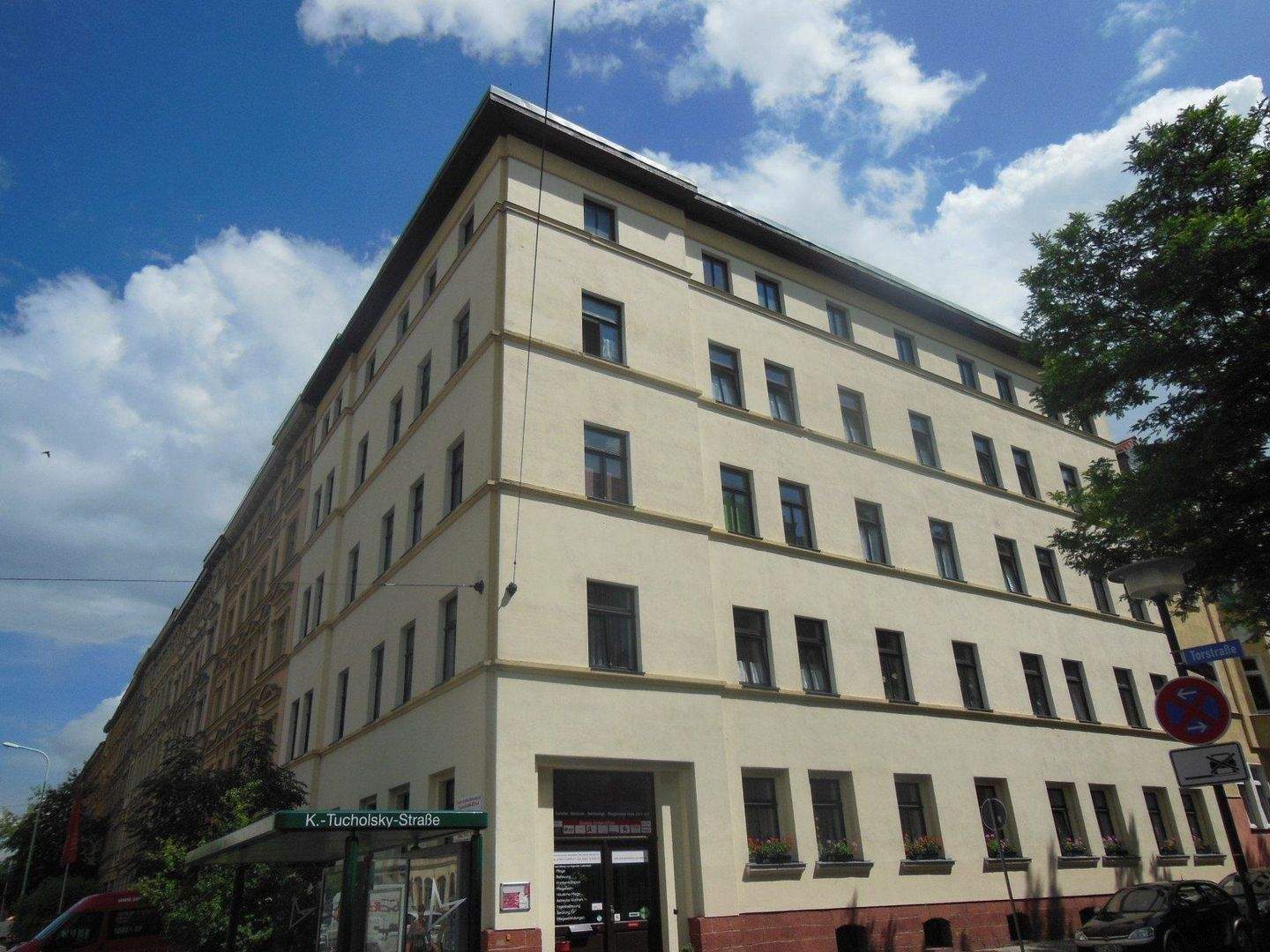 Fünf möblierte Zimmer mit 2 separaten Eingängen suchen Ankermieter!, 6110 Halle (Saale) (Damaschkestraße Gesundbrunnen Innenstadt Lutherplatz Saaleaue)