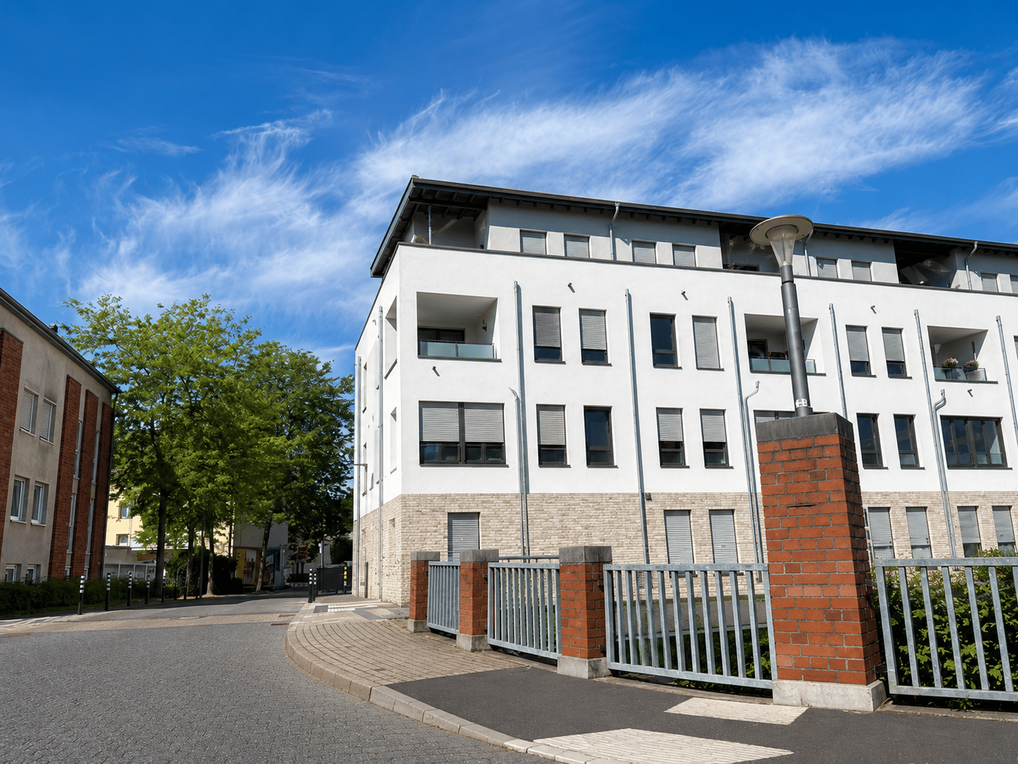 Zentral. Modern. Barrierefrei. – 2 Zimmer mit großem überdachtem Balkon, 52134 Herzogenrath
