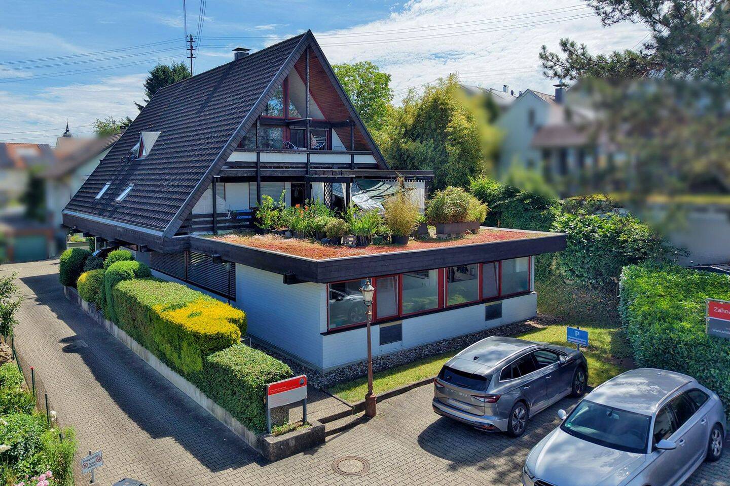 Attraktives Wohn- und Geschäftshaus mit stabilen Mieteinnahmen und modernisierter Praxis., 76532 Baden-Baden