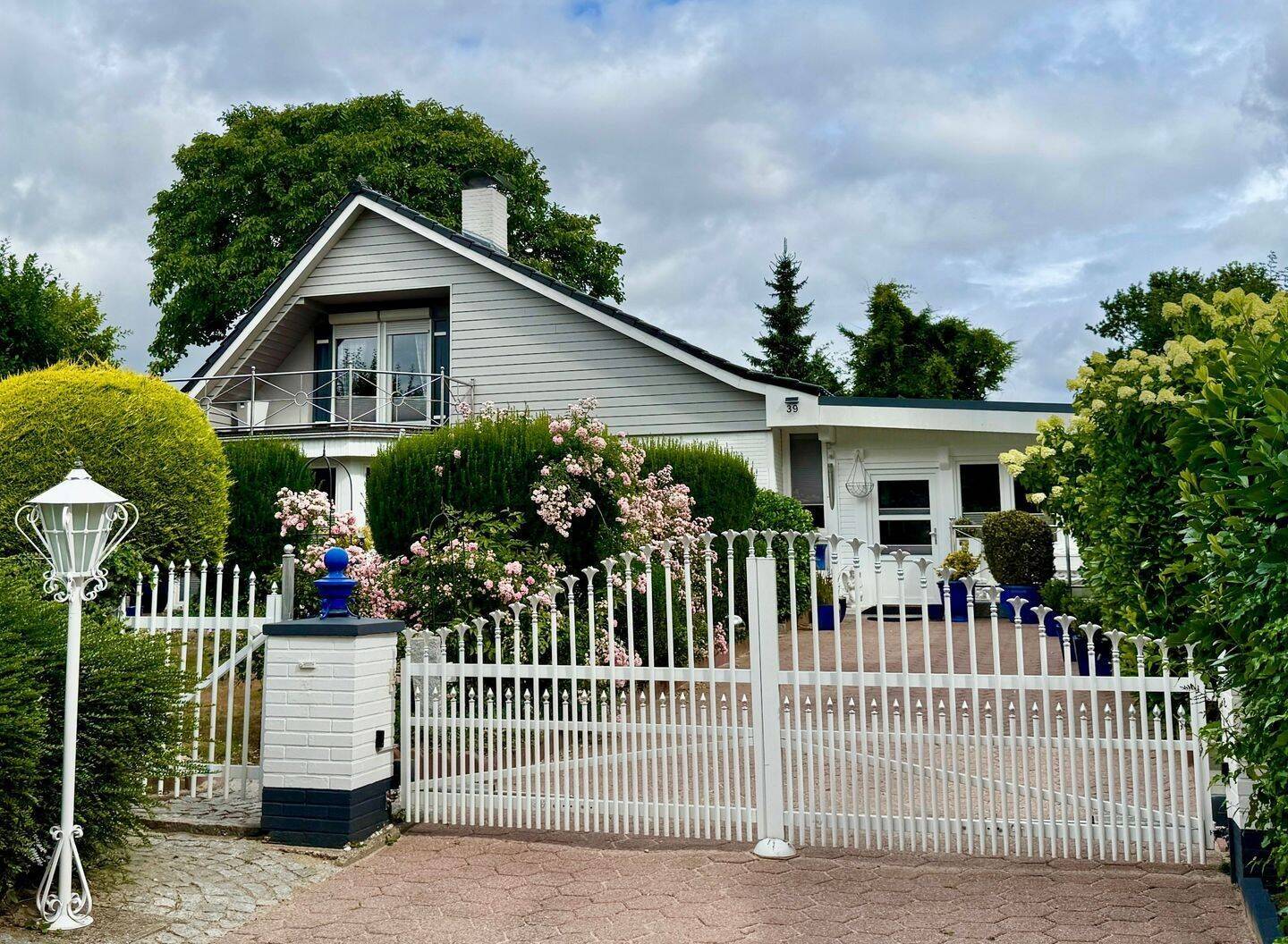 Am Feldrand: gepflegtes Einfamilienhaus mit 6 Zimmern, 23795 Traventhal