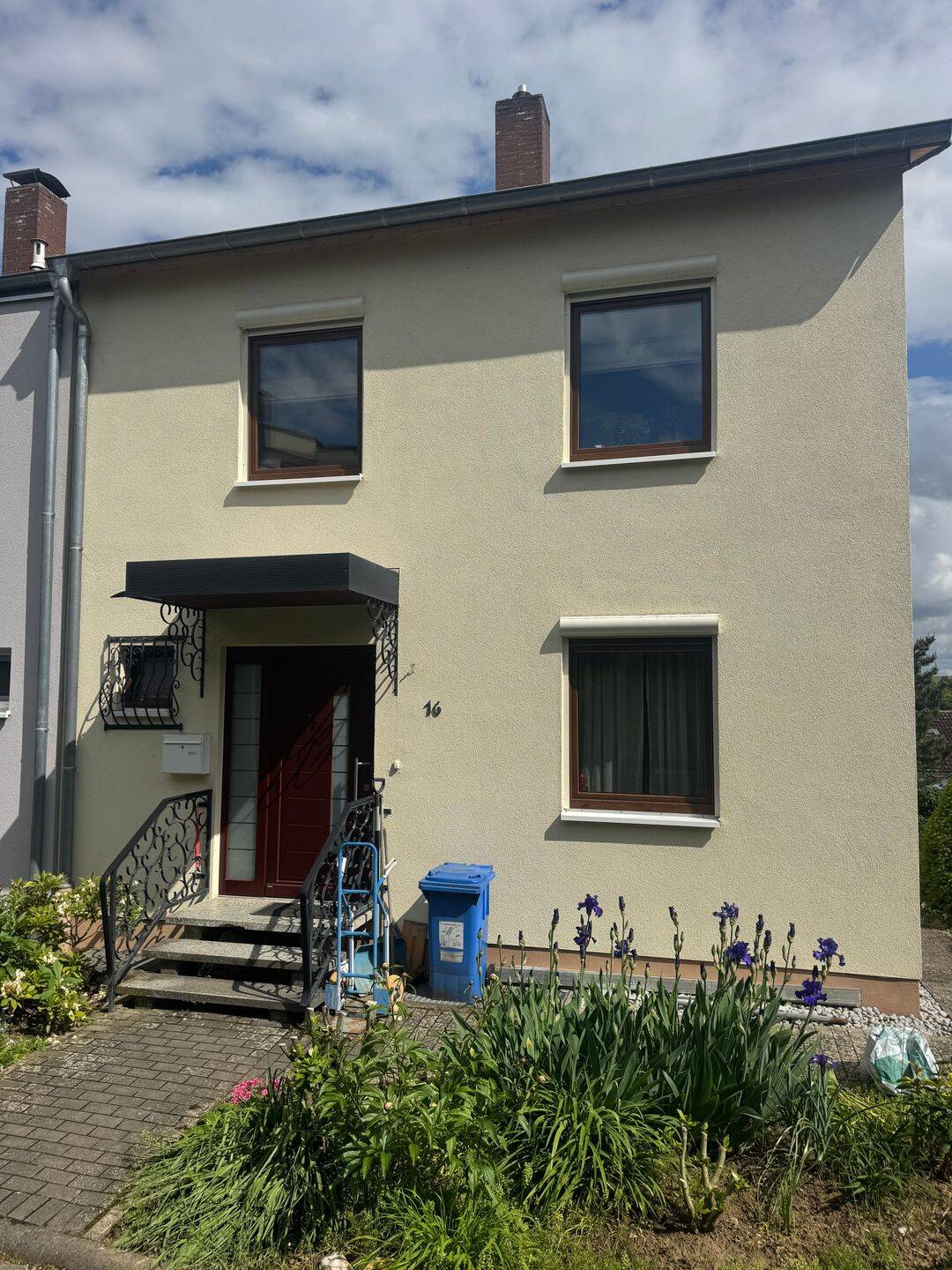 Doppelhaushälfte Renoviert, Bodenheizung, 97076 Würzburg (Grombühl Lengfeld)