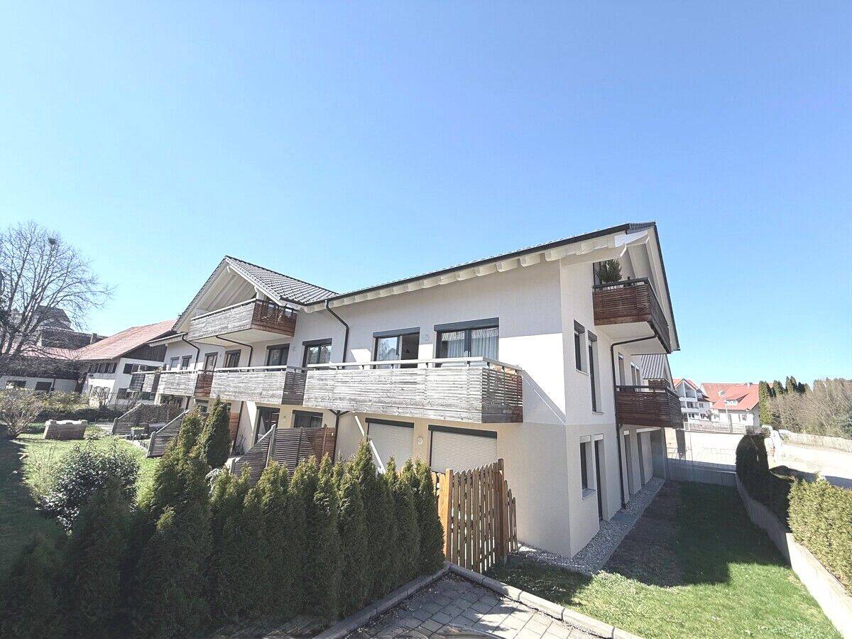 *** Stilvolle 2-Zimmer-Wohnung in attraktiver Lage in Bad Grönenbach ***, 87730 Bad Grönenbach