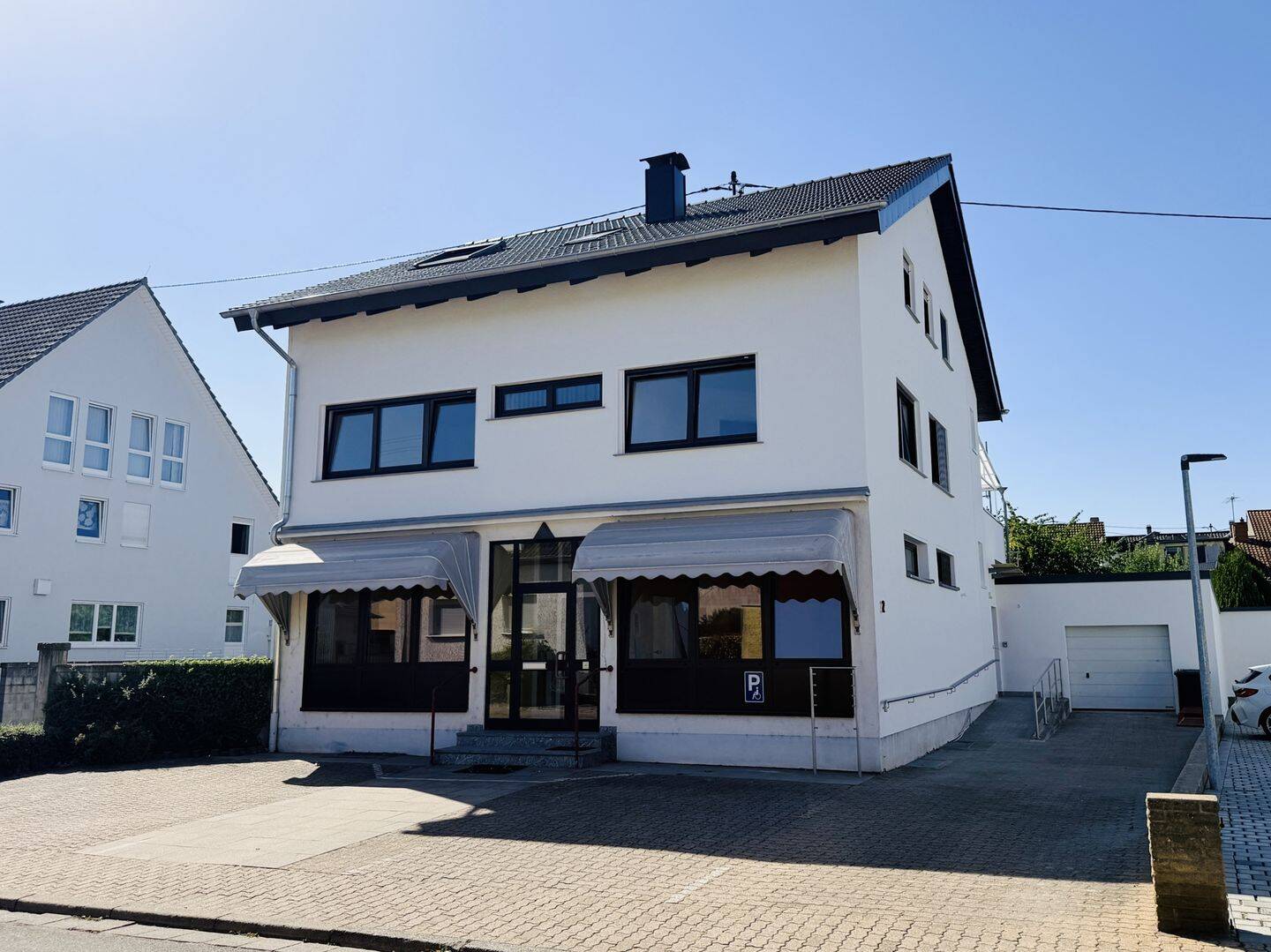 Erstbezug nach Renovierung – Moderne 3-ZKB-Wohnung mit Balkon, Stellplatz und EBK in Rehlingen, 66780 Rehlingen-Siersburg