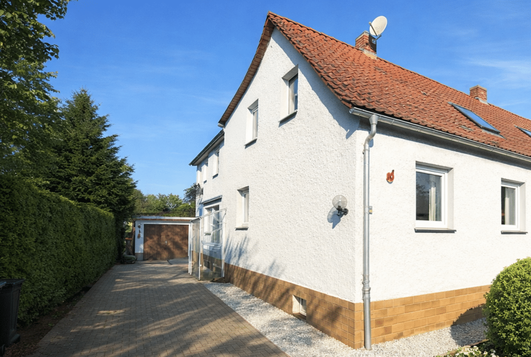 Großzügiges Einfamilienhaus mit Garage in ruhiger Siedlungslage von Grimma, 4668 Grimma