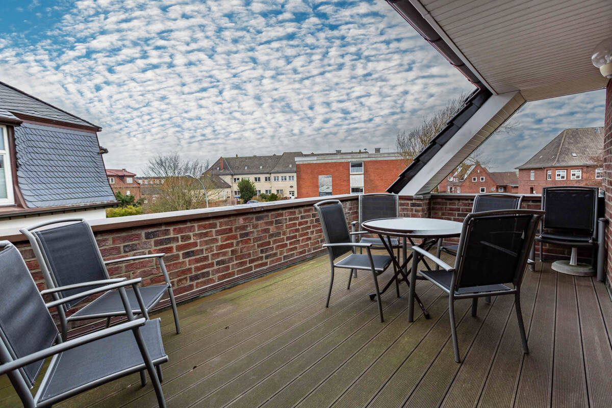 Strandnah und zentral trifft auf modern und großzügig. Wohnung mit Dachterrasse., 26757 Borkum