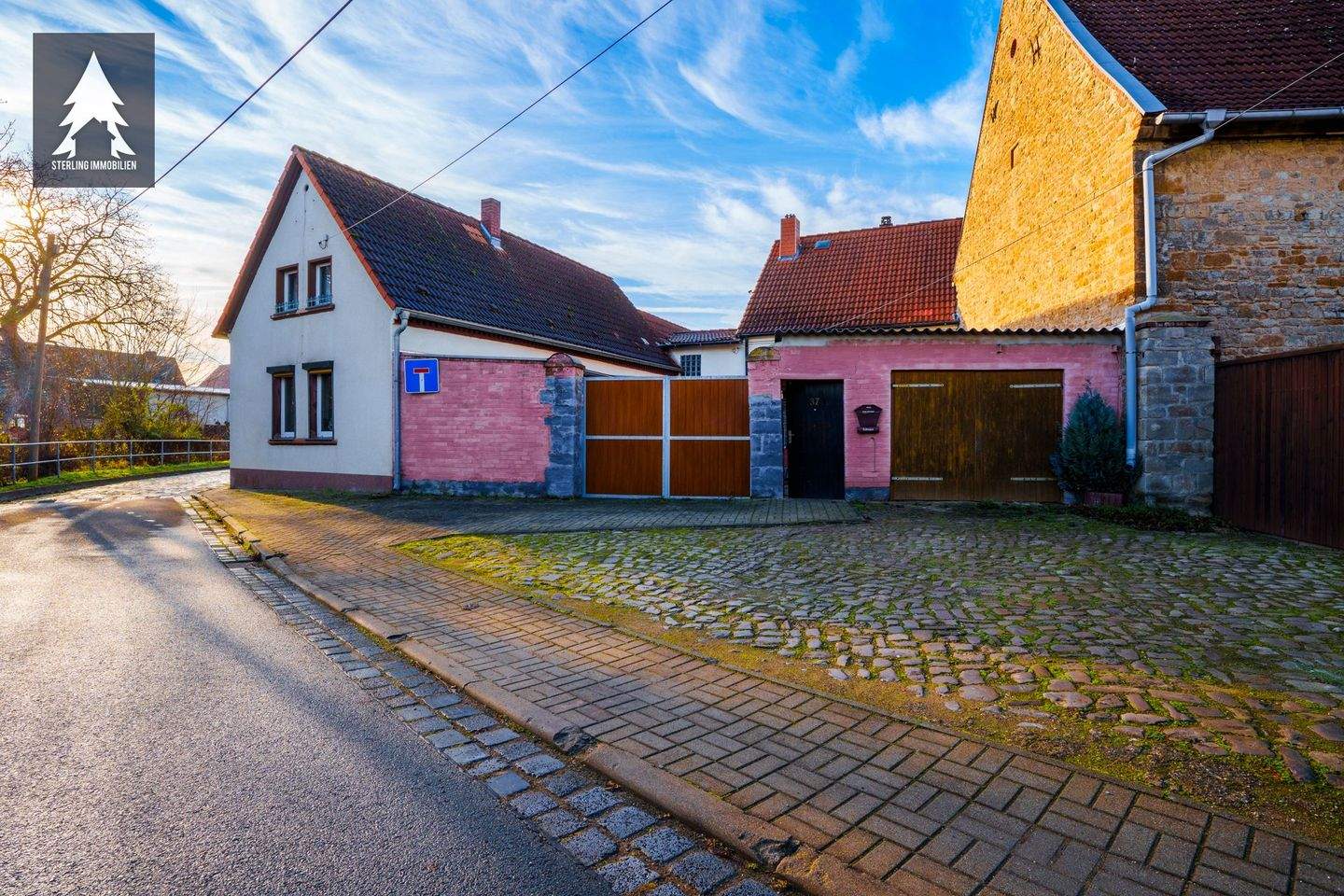 Leben am Feldrand – Wohnebene, viel Nebengelass, Garage und Garten, 6449 Aschersleben