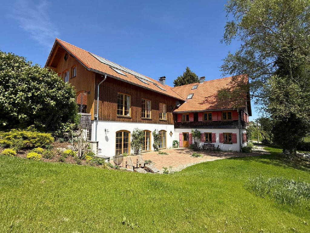 Kernsanierter Bauernhof in absoluter Bestlage mit Alpenblick und Bodenseenähe, 88175 Scheidegg