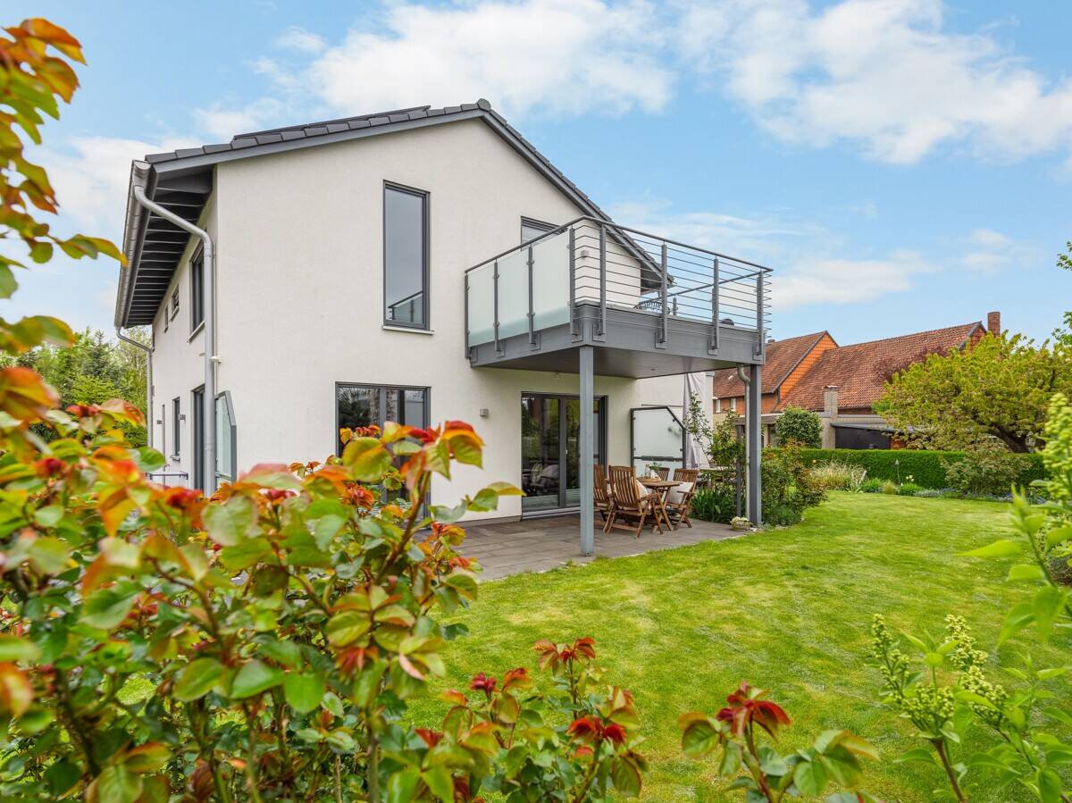 EINFAMILIENHAUS MIT EINLIEGERWOHNUNG IN PEINE – WENDEBURG, 38176 Wendeburg