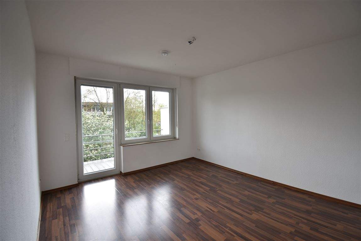 Idealer Grundriss! Bezugsfreie 3-Zi-Whg mit Balkon in KR-City, 47803 Krefeld