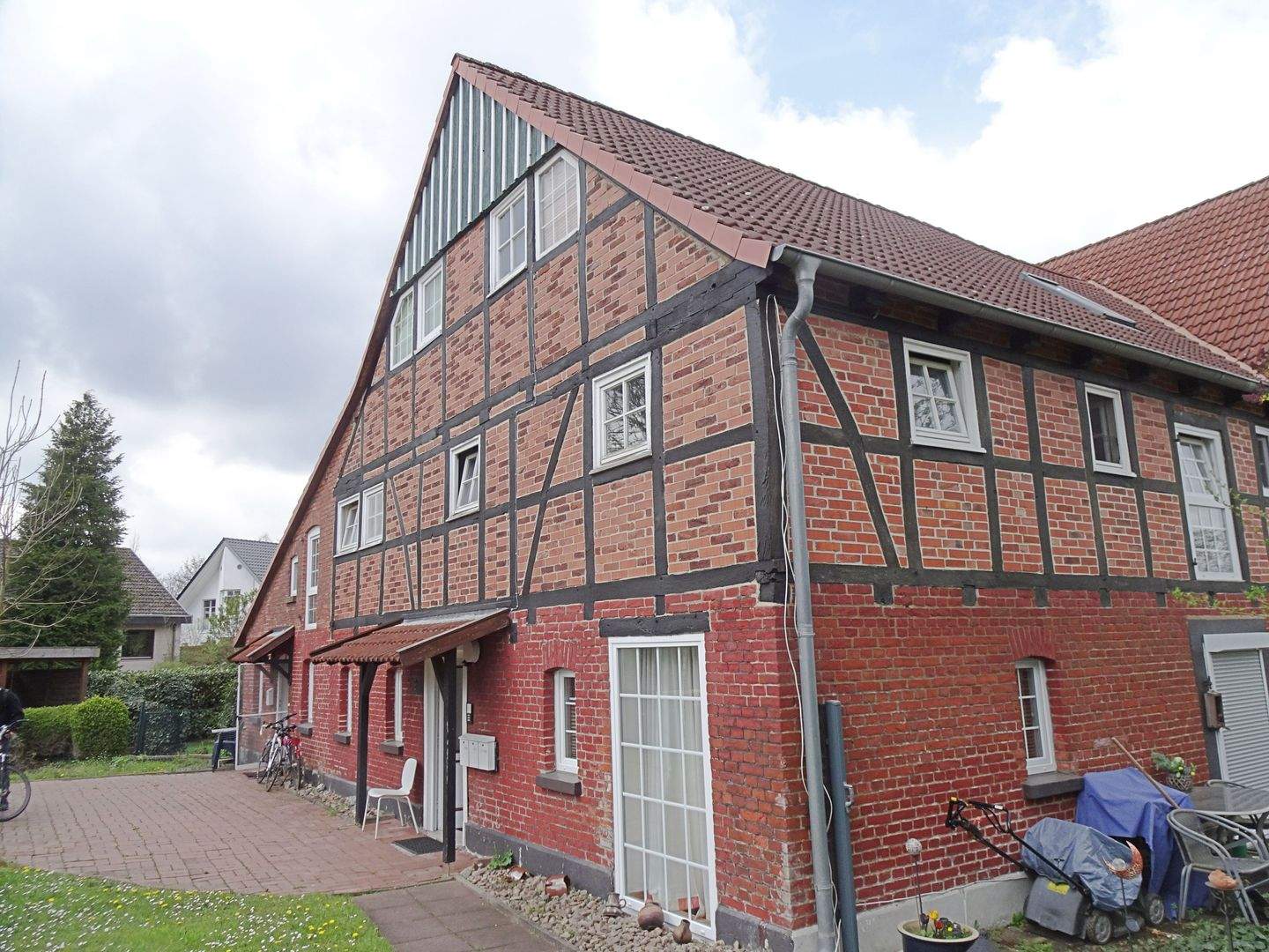 Schnäppchenpreis – Eigentumswohnung mit Fachwerk in Stadthagen, 31655 Stadthagen