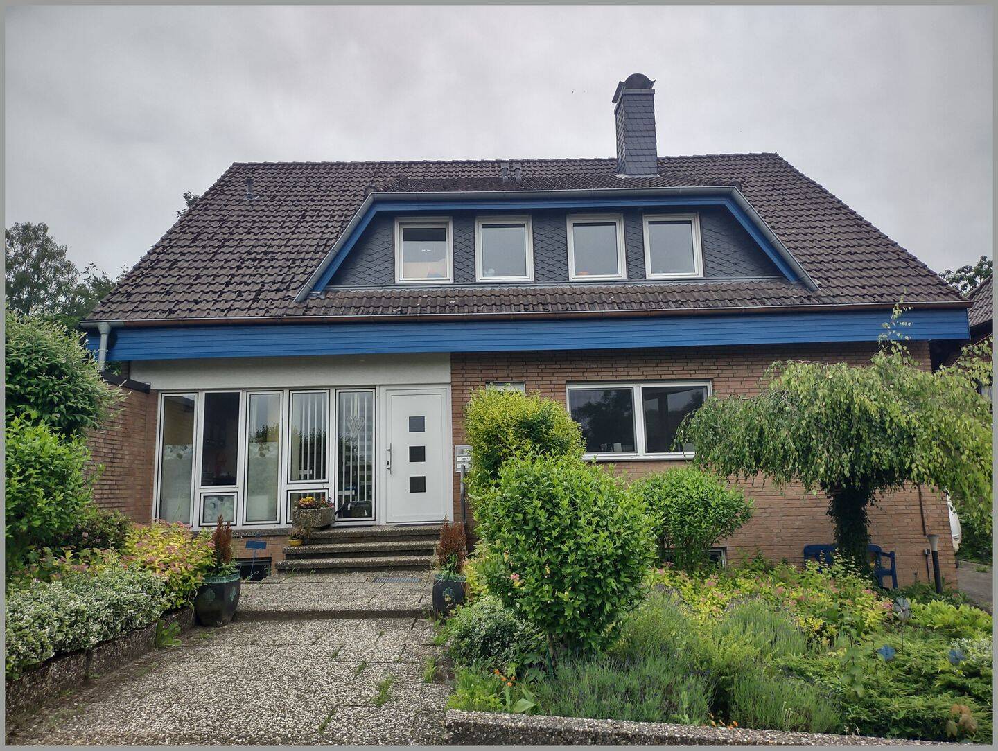 Einfamilienhaus mit Einliegerwohnung in bester Wohnlage, 49196 Bad Laer