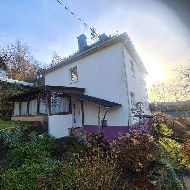 PREISREDUZIERUNG! Provisionsfrei, Einfamilienhaus auf 820?m² Grundstück, 57076 Siegen