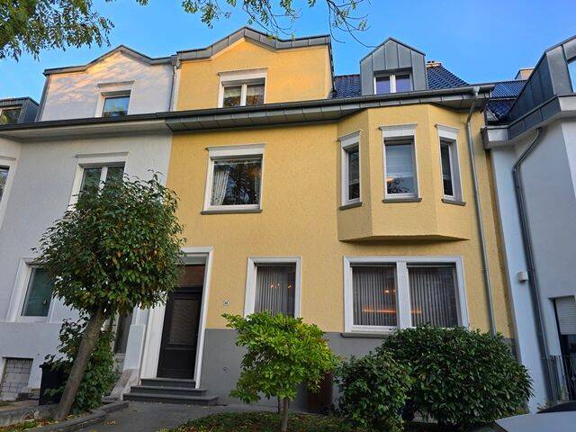 Bestlage – Großes Wohnhaus Mönchengladbach-Buntergarten, 41063 Mönchengladbach (Eicken Großheide Stadtmitte Windberg)