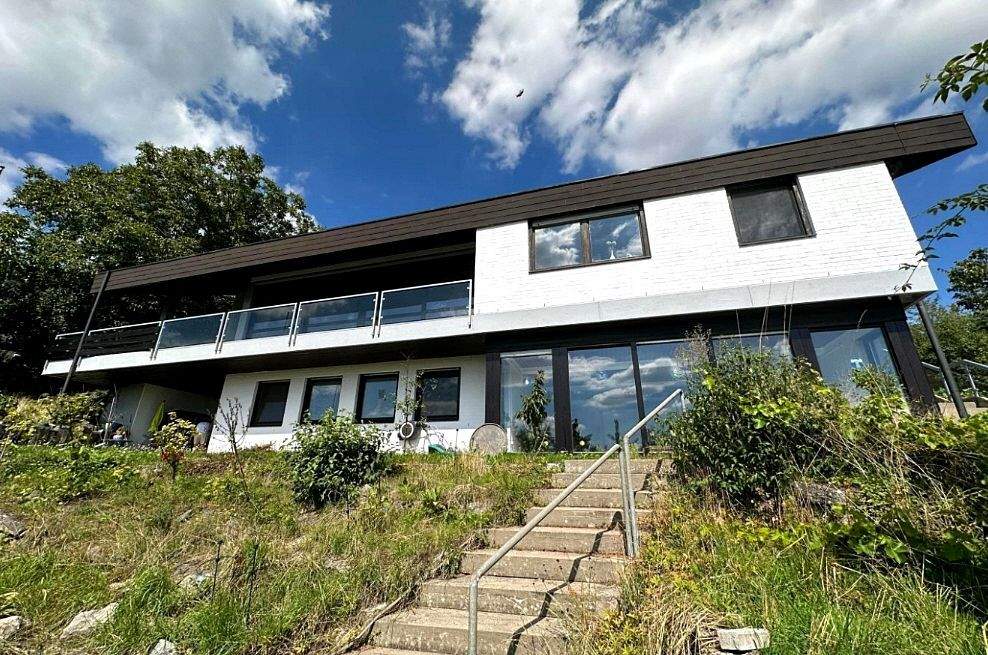 Traumhaftes Kleinod für Familie mit individuellen Ansprüchen, 97453 Schonungen
