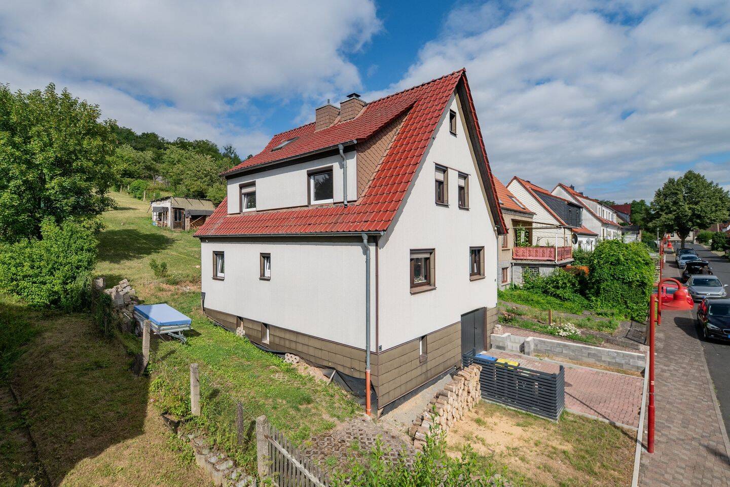 Umfassend modernisiertes & bezugsfertiges Einfamilienhaus mit großem Grundstück, Garage & Kamin, 99817 Eisenach
