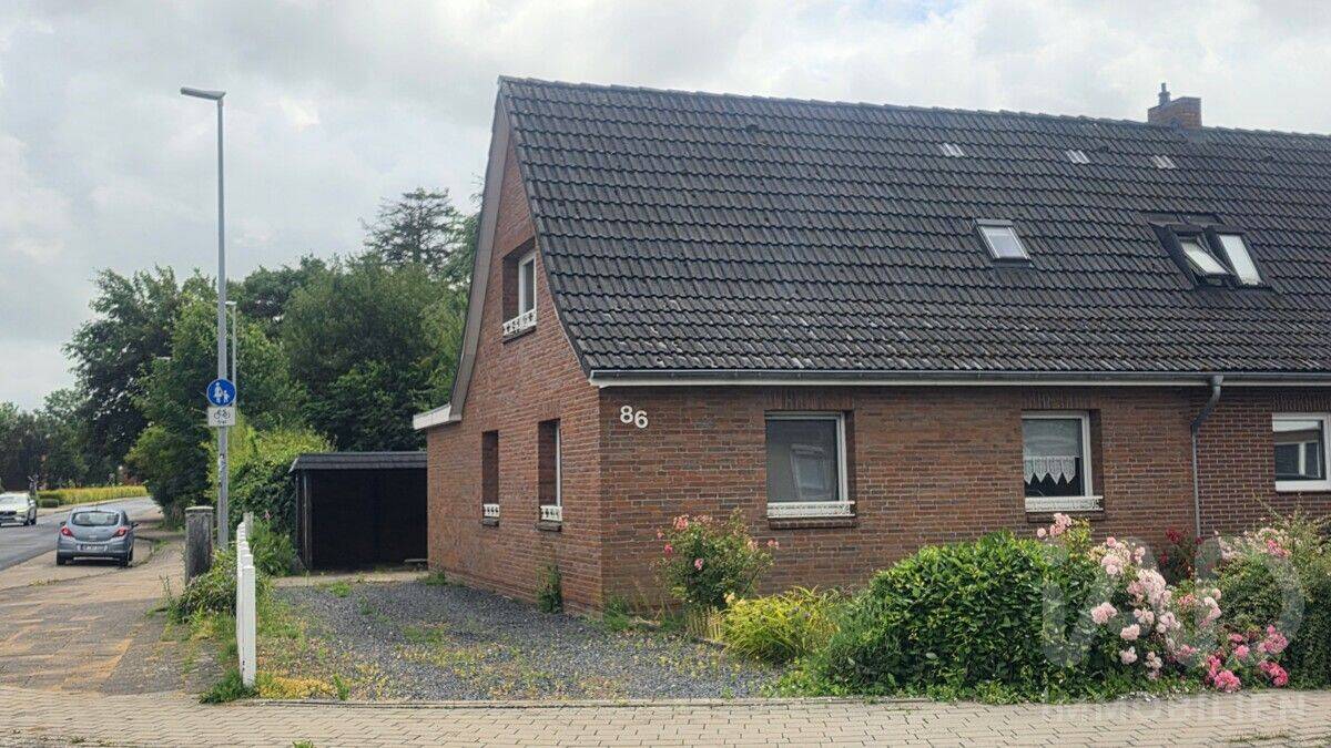 Charmante Doppelhaushälfte in zentraler Lage von Husum, 25813 Husum