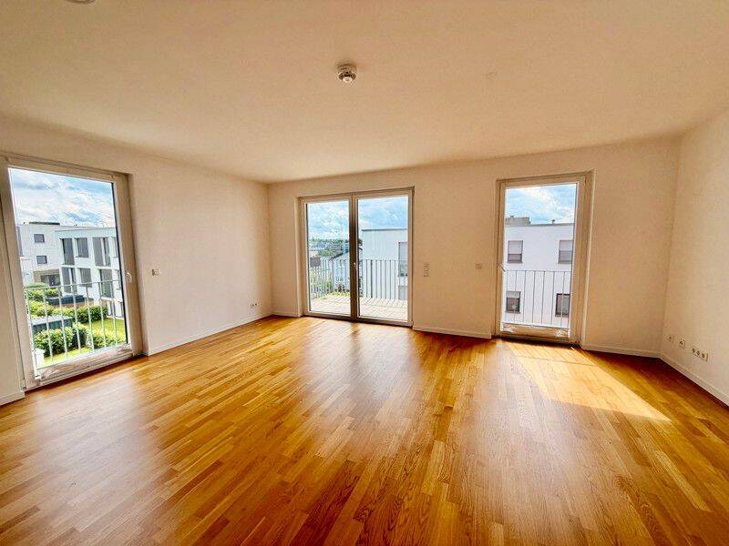 Jetzt zugreifen: weitläufige 3-Zimmer-Wohnung