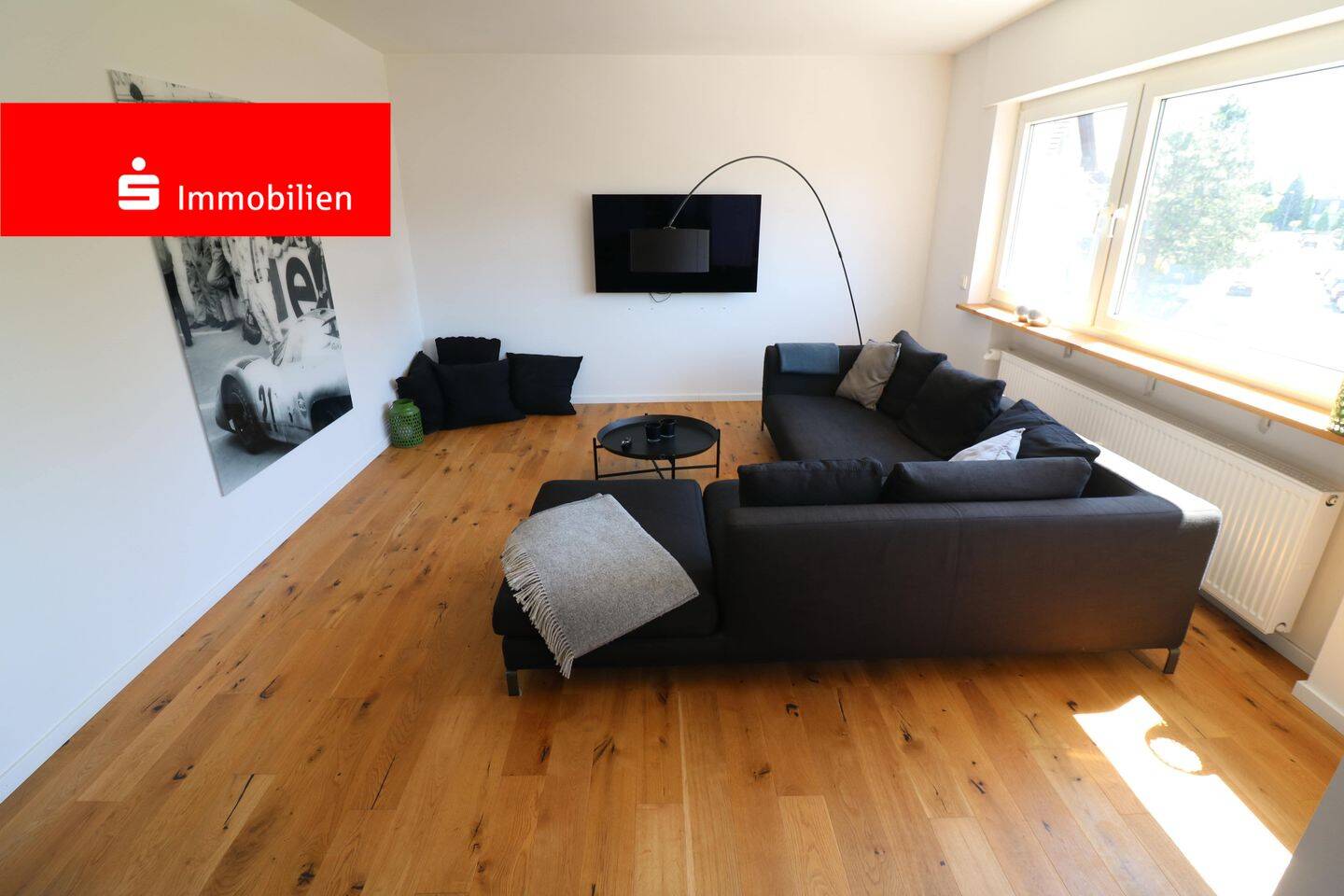 Eine wunderschöne 4-ZKB-Balkon-Wohnung in Bad Homburg-Dornholzhausen wartet auf Sie !, 61350 Bad Homburg v.d. Höhe