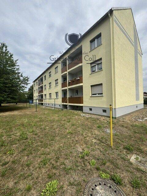 Schöne möblierte 2 Raum Wohnung mit Einbauküche und neuem Bad, 4758 Cavertitz