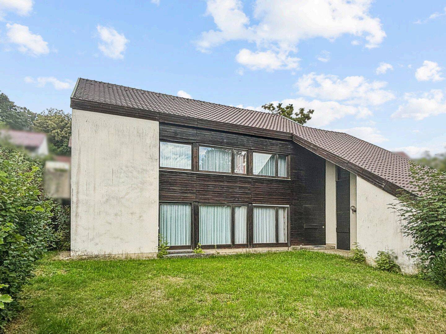 Sanierung-Einfamilienhaus mit Seltenheitswert – Luftschutzbunker- Stadtrand Bayreuth/Meyernberg, 95447 Bayreuth (Altstadt Birken Glocke Meyernberg Saas)