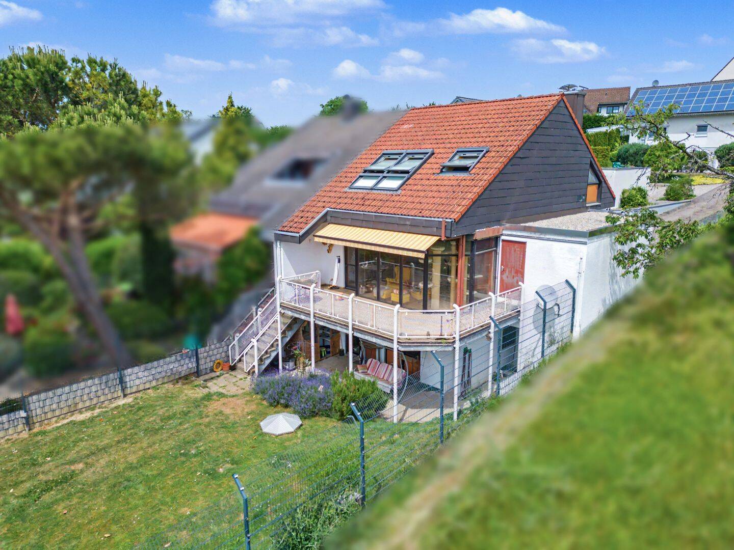Charmante Doppelhaushälfte in Feldrandlage – Wohnen mit viel Platz und Naturanschluss im Thomashof, 76227 Karlsruhe (Durlach Hohenwettersbach Stupferich)