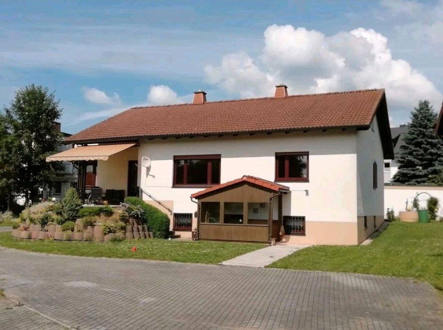Modernisiertes Landanwesen mit Pferdehaltung | 250 m² | 4.000 m², 95707 Thiersheim