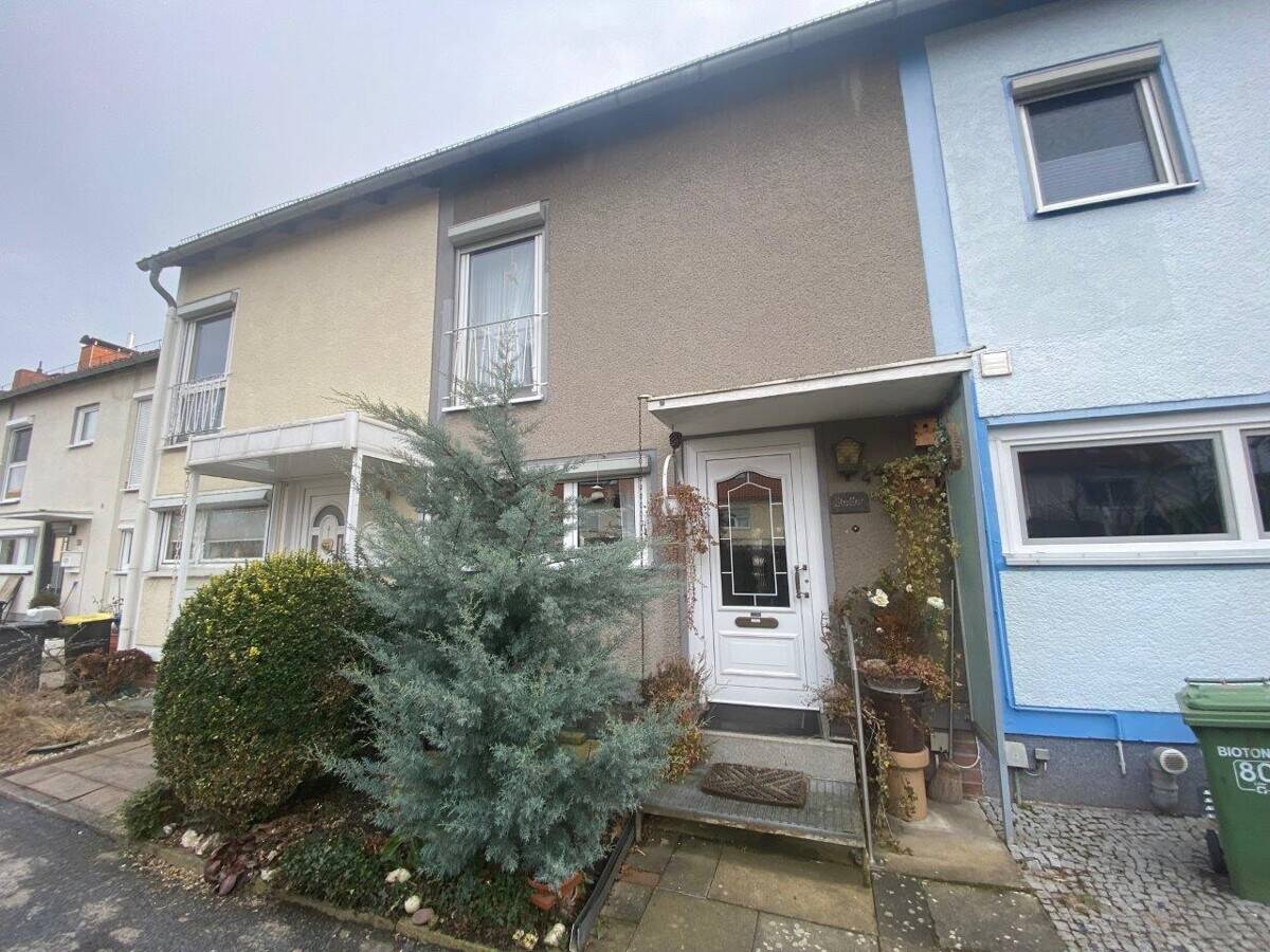 Gemütliches Reihenhaus in grüner Lage von Göttingen-Grone, 37081 Göttingen