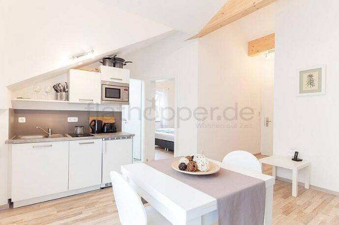 Einladende Dachgeschosswohnung in Bad Aibling, 83043 Bad Aibling