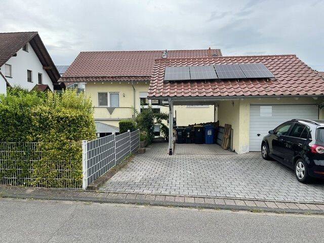 Empfehlenswerte Wohlfühlimmobilie mit Garten, Garage und Carport, 74847 Obrigheim