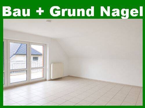 Renovierte 3-Zimmer-Etagenwohnung mit Balkon, Gartenmitbenutzung & Stellplatz, 49196 Bad Laer