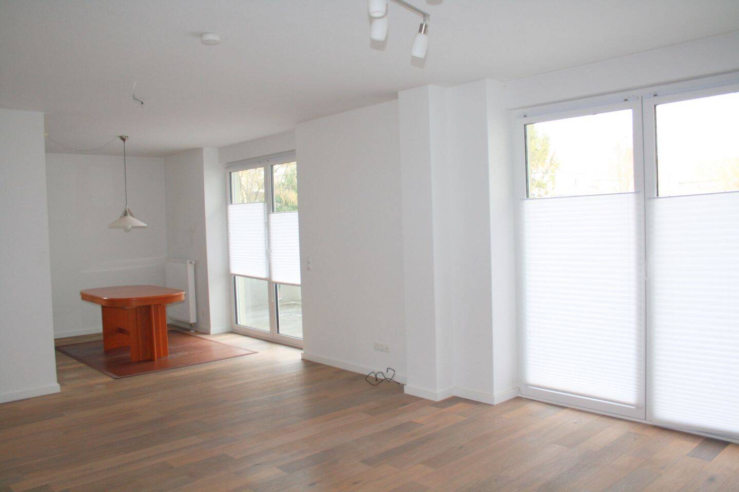 KL-Nähe Stadtpark – Großzügige 3-Zimmer-Erdgeschosswohnung mit Einbauküche in gefragter Lage!, 67655 Kaiserslautern (Innenstadt)