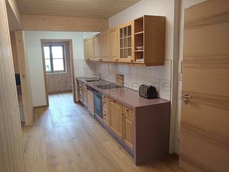 Gemütliche, möblierte 3-Zimmer-Wohnung mit Terrasse im Holzhaus bei Otterfing, 83623 Dietramszell