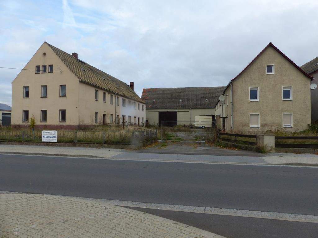 Großer Dreiseitenhof in der Gemeinde Liebschützberg zu verkaufen, 4758 Cavertitz