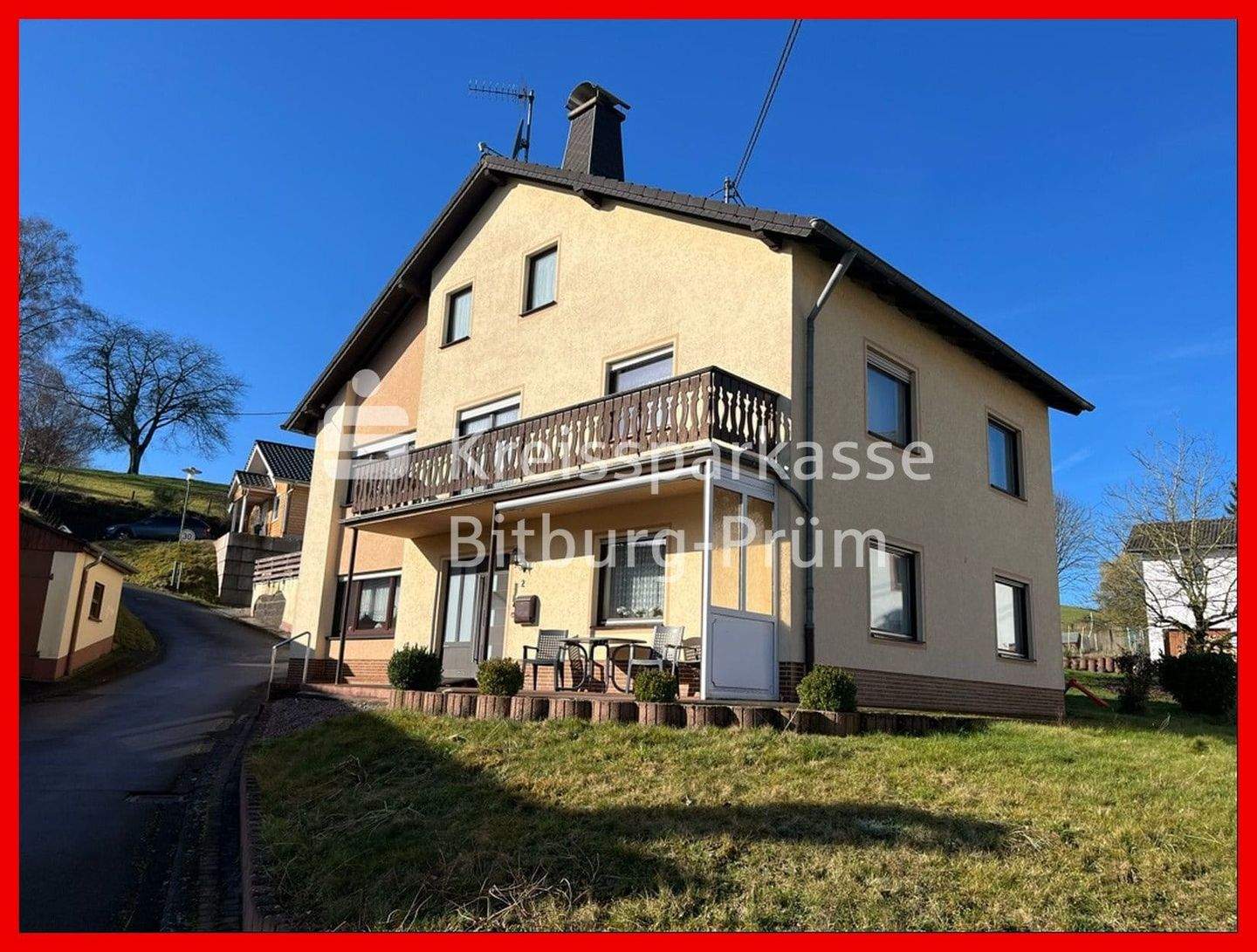 Freistehendes Einfamilienhaus mit Nebengebäude, 54636 Bettingen