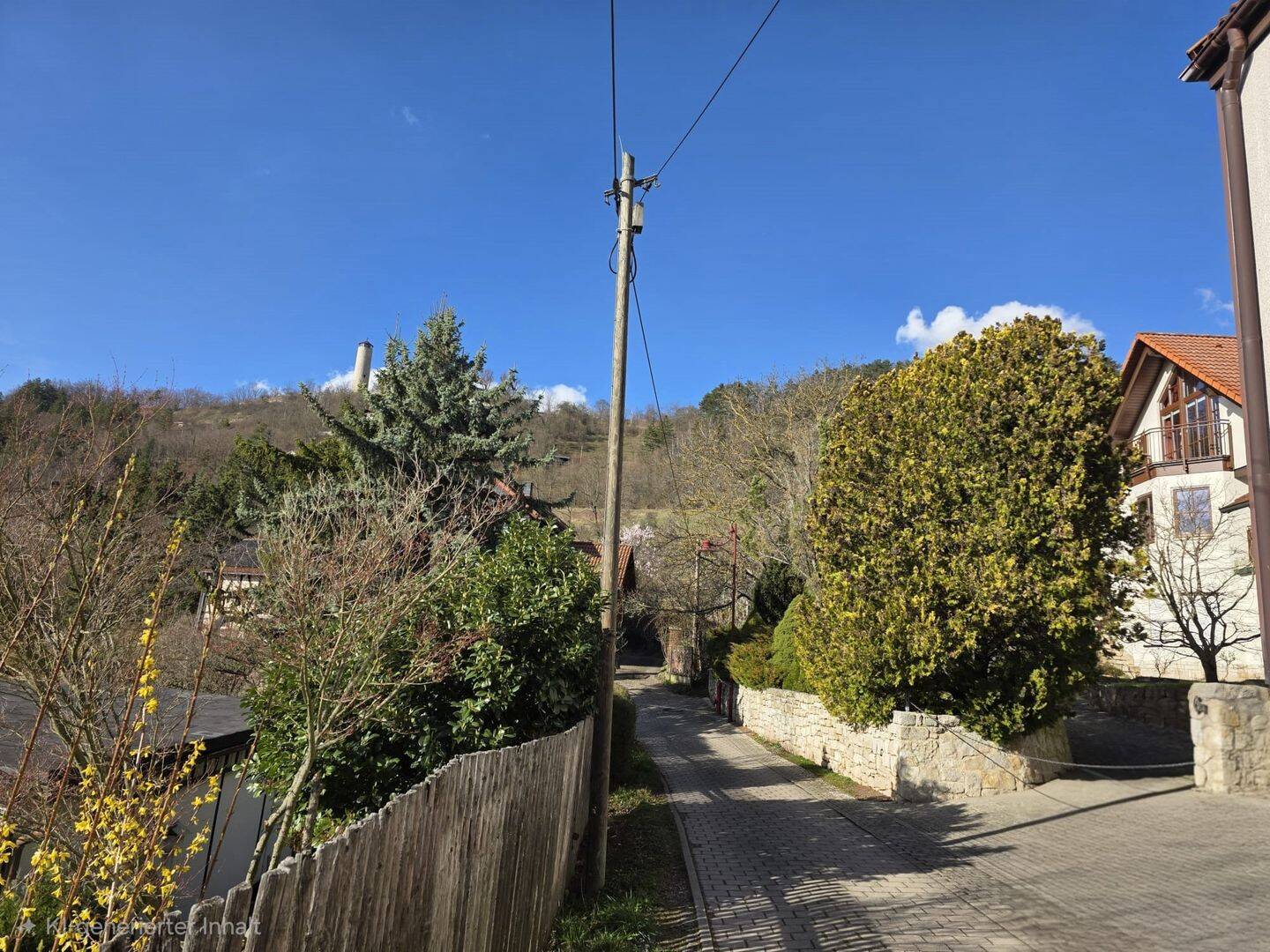 Einfamilienhaus in Ziegenhain mit traumhaftem Blick über Jena, 7749 Jena