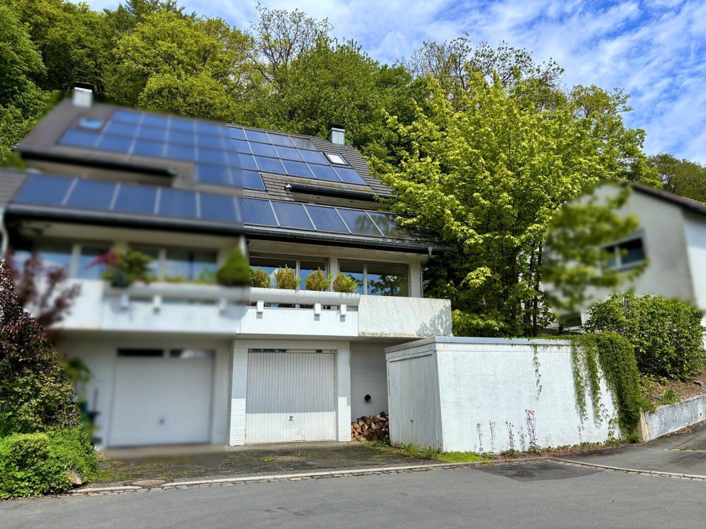 Lüdenscheid: Moderne Doppelhaushälfte mit großzügigem Wohnkonzept und herrlichem Ausblick, 58515 Lüdenscheid